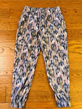 Rachel‎ Zoe Beige Jogger Pants with Blue and Pink Abstract Print